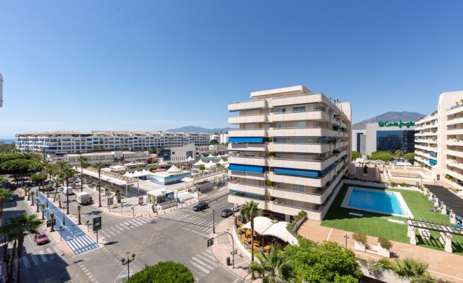 Revente · Penthouse · Marbella · Puerto Banús