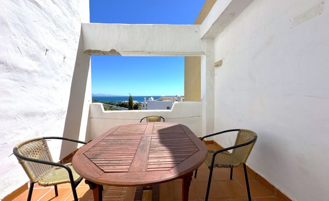 Apartamento / Piso · Venta · Casares · Costa del Sol