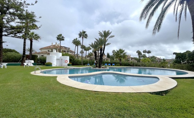 Apartamento / Piso · Venta · Estepona · Costa del Sol