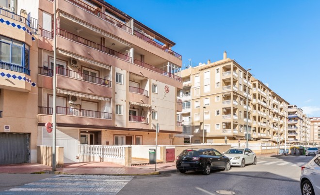 Apartamento / Piso - Venta - Guardamar del Segura - Pueblo