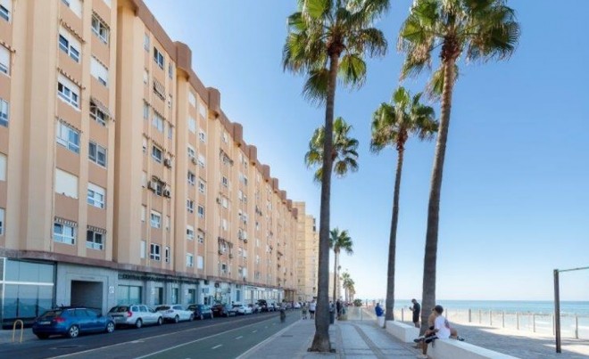 Apartment / Flat · Sale · CÁDIZ · Playa Victoria
