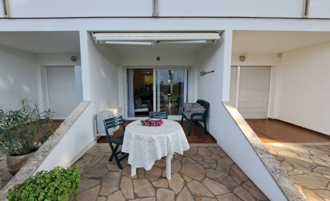 Apartment / Flat - Sale - L'Escala - L'Escala