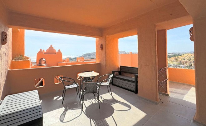 Apartment / Flat - Sale - La Duquesa - Costa del Sol