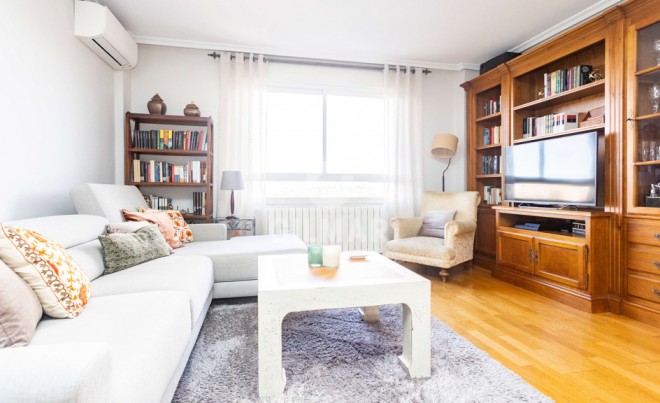Apartment / flat · Sale · MADRID · Abrantes