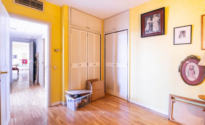 Apartment / flat · Sale · MADRID · Pio XII