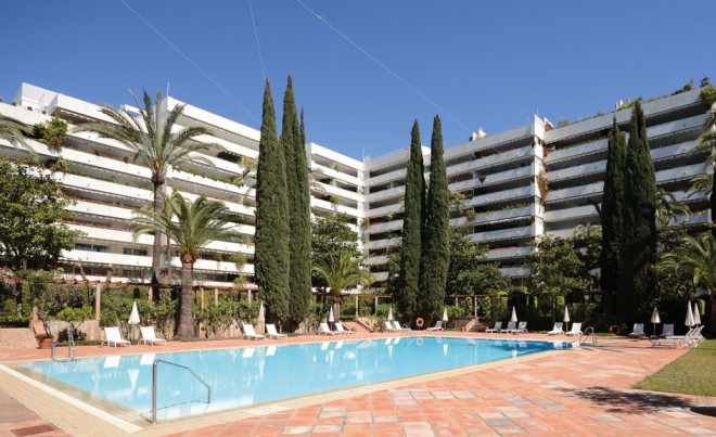 Apartment / Flat · Sale · Marbella · Marbella Ciudad