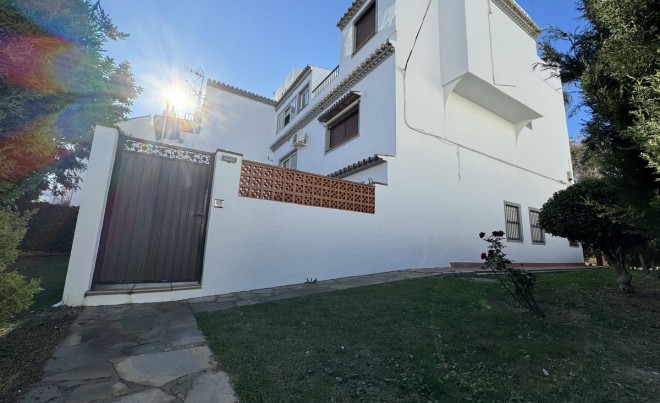 Apartment / Flat · Sale · San Luis de Sabinillas · Costa del Sol