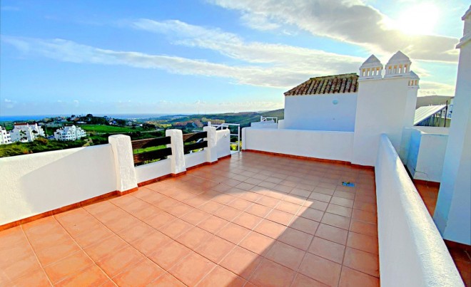 Apartment / Flat - Sale - Valle Romano - Costa del Sol