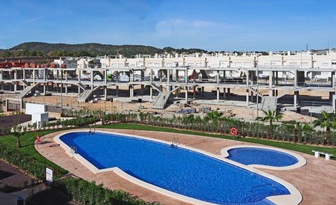 Bungalow / Adosado / Semiadosado · Nueva construcción  · Los Montesinos · Vistabella Golf