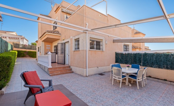 Bungalow / Adosado / Semiadosado · Venta · San Fulgencio · Urb. La Marina