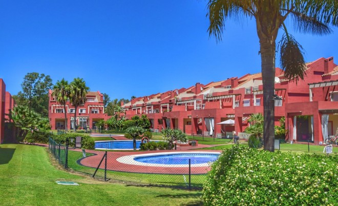 Bungalow / Maison de Ville · Revente · Sotogrande · Costa del Sol