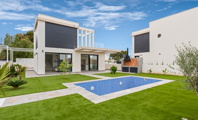 Villa / Chalet · Nueva construcción  · Alicante · El Campello