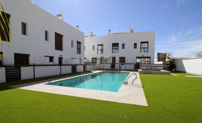 Villa / Chalet - Nueva construcción  - Pilar de la Horadada - Pilar de la Horadada