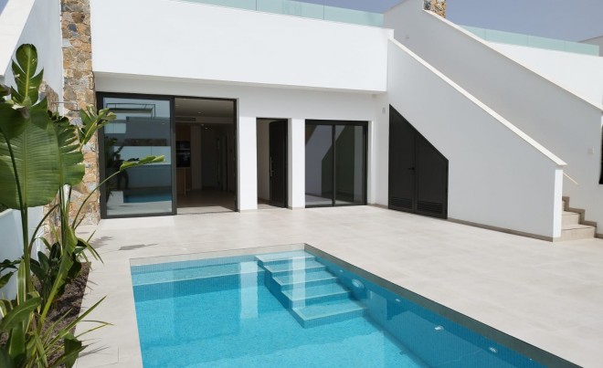 Villa / Chalet · Nueva construcción  · San Javier · San Javier