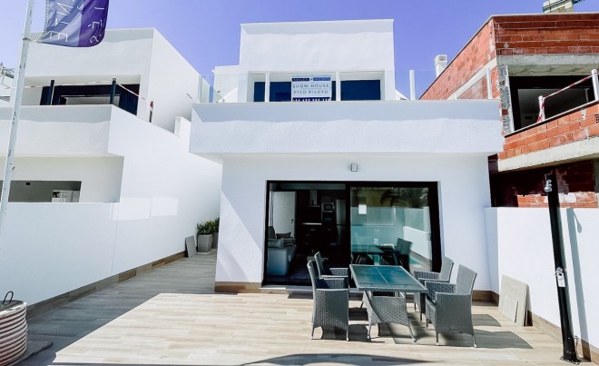 Villa / Chalet · Nueva construcción  · San Pedro del Pinatar · San Pedro del Pinatar