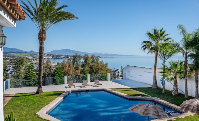 Villa / Chalet · Venta · Estepona · Costa del Sol