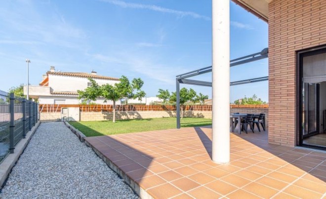 Villa / Chalet - Venta - Fortià - Fortià