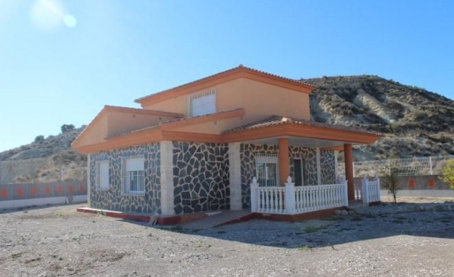 Villa / Chalet · Venta · Fortuna · Fortuna