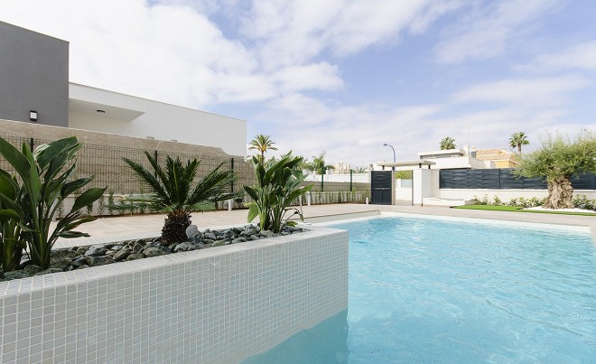 Villa / Chalet · Venta · Orihuela Costa · Dehesa de campoamor