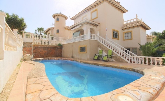 Villa / Chalet - Venta - Orihuela Costa - La Zenia