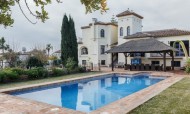 Villa - Sale - Estepona - GM-59943