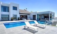 Villa - Sale - Estepona - GM-75987