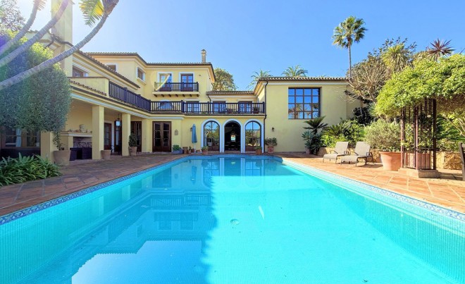 Villa - Sale - Sotogrande - Costa del Sol