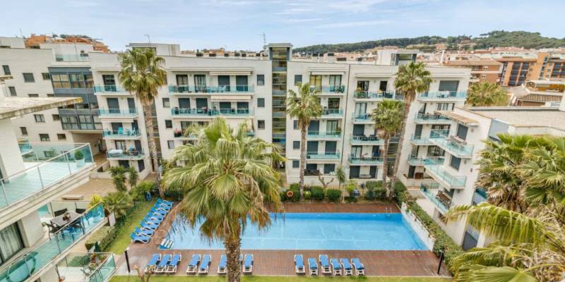 In this apartment for sale in Lloret de Mar you will live in a paradise on the Spanish Mediterranean coast