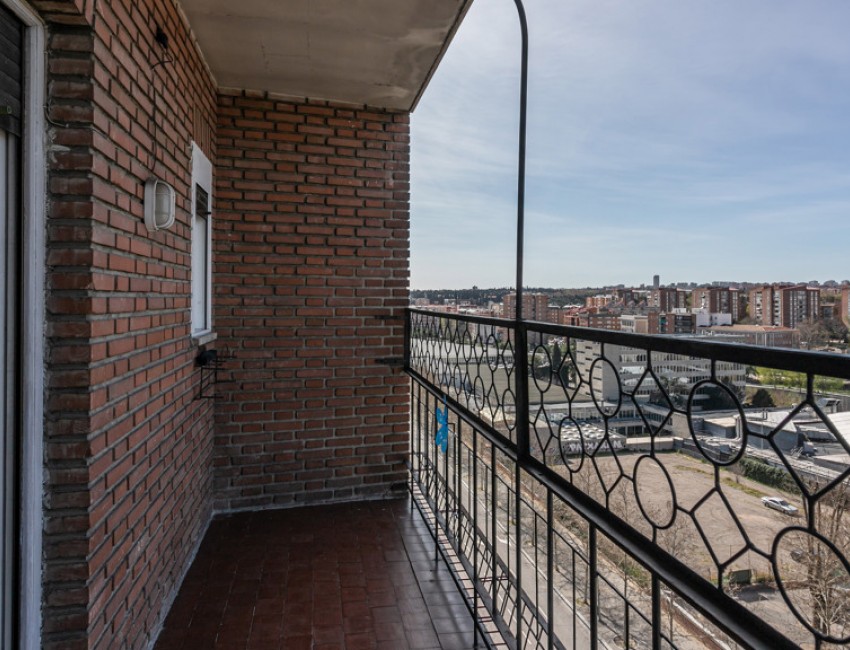 Sale · Apartment / Flat · MADRID · Imperial