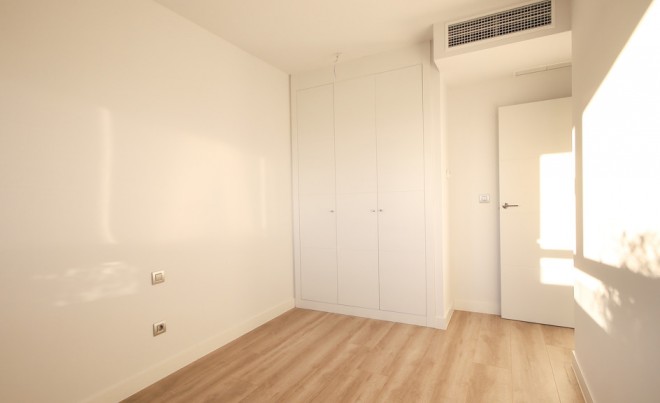 Sale · Apartment / flat · MADRID · Legazpi