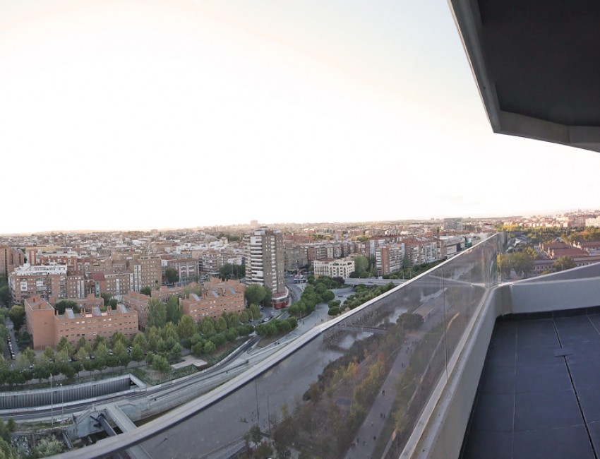 Sale · Apartment / flat · MADRID · Legazpi