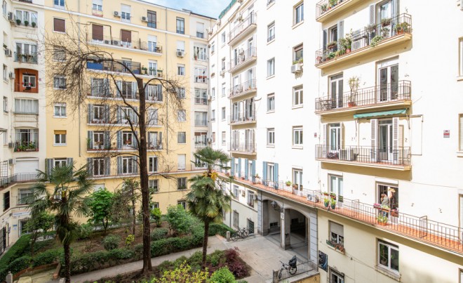 Sale · Apartment / flat · MADRID · Niño Jesús