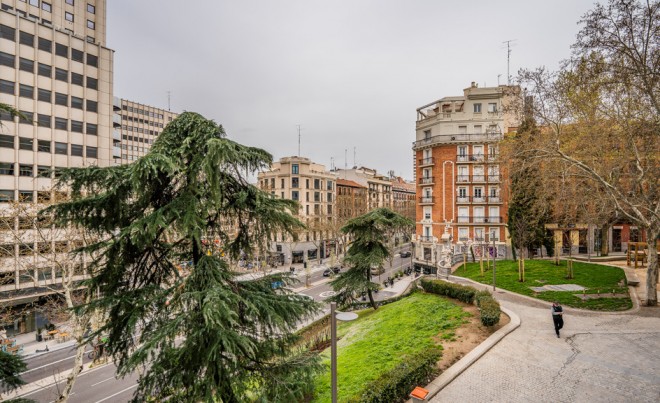 Venta · Apartamento / Piso · MADRID · Plaza España