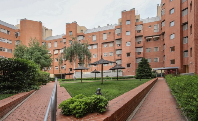 Sale · Apartment / Flat · MADRID · Legazpi