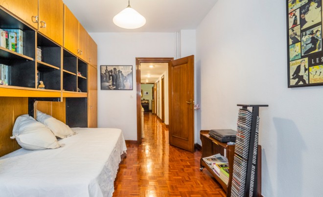 Venta · Apartamento / Piso · MADRID · Delicias