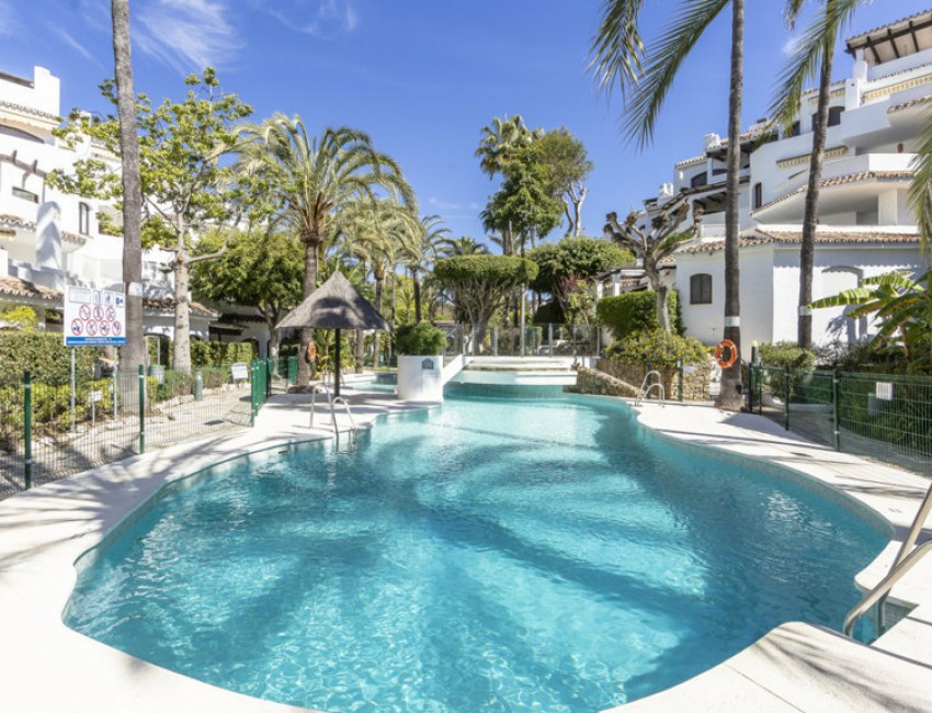 Sale · Apartment / Flat · Marbella · Elviria Playa