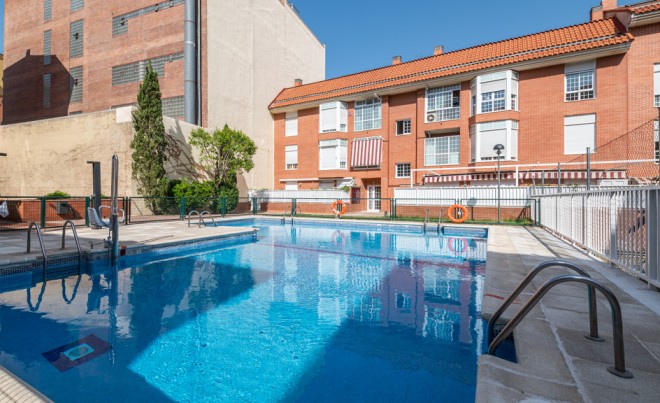 Revente · Appartement · MADRID · Adelfas