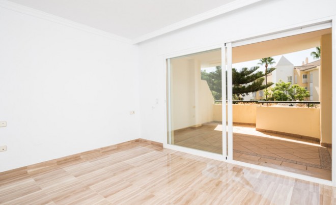 Sale · Apartment / Flat · Marbella · Bahia de Marbella