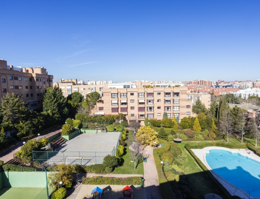 Sale · Apartment / Flat · MADRID · Conde Orgaz