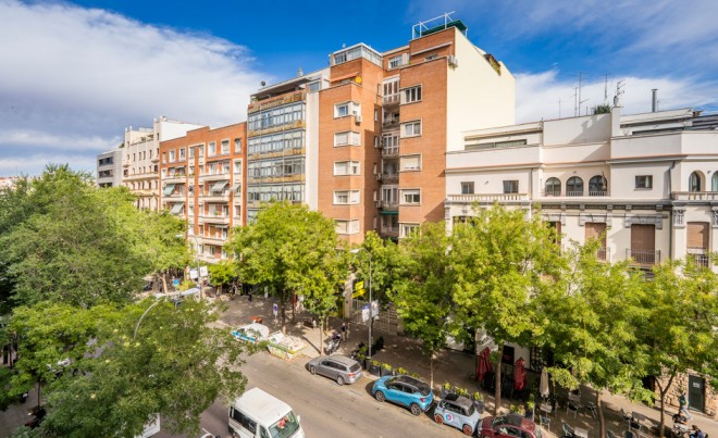 Sale · Apartment / Flat · MADRID · Salamanca