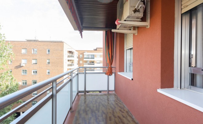 Sale · Apartment / Flat · MADRID · Vista Alegre
