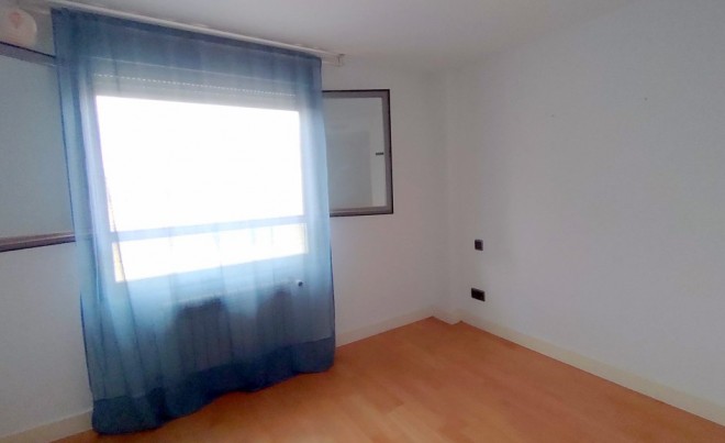 Sale · Apartment / Flat · MADRID · Aravaca