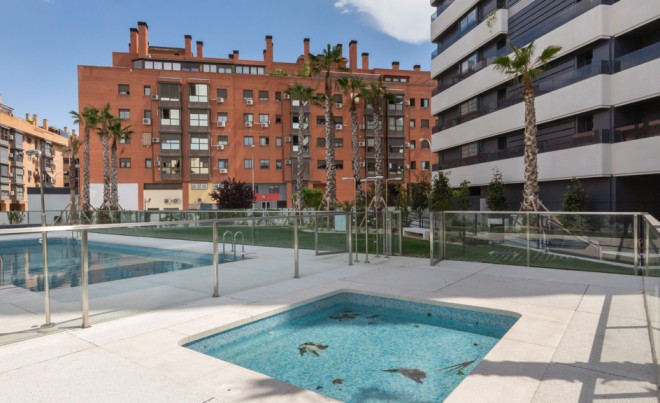 Venta · Apartamento / Piso · MADRID · Legazpi