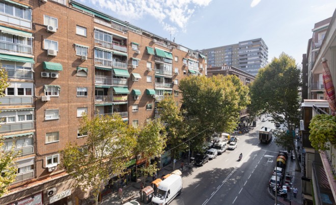 Sale · Apartment / Flat · MADRID · Comillas
