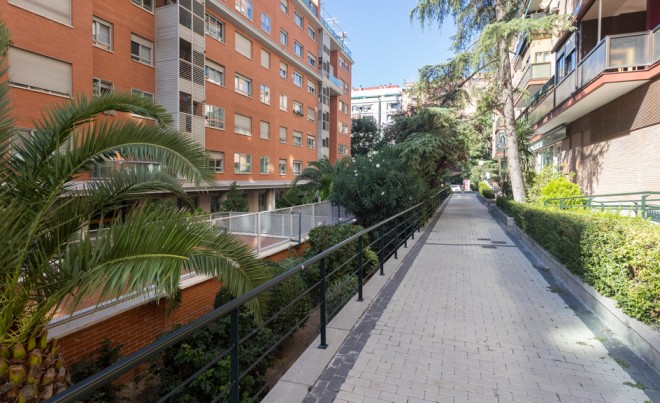 Sale · Apartment / Flat · MADRID · Retiro