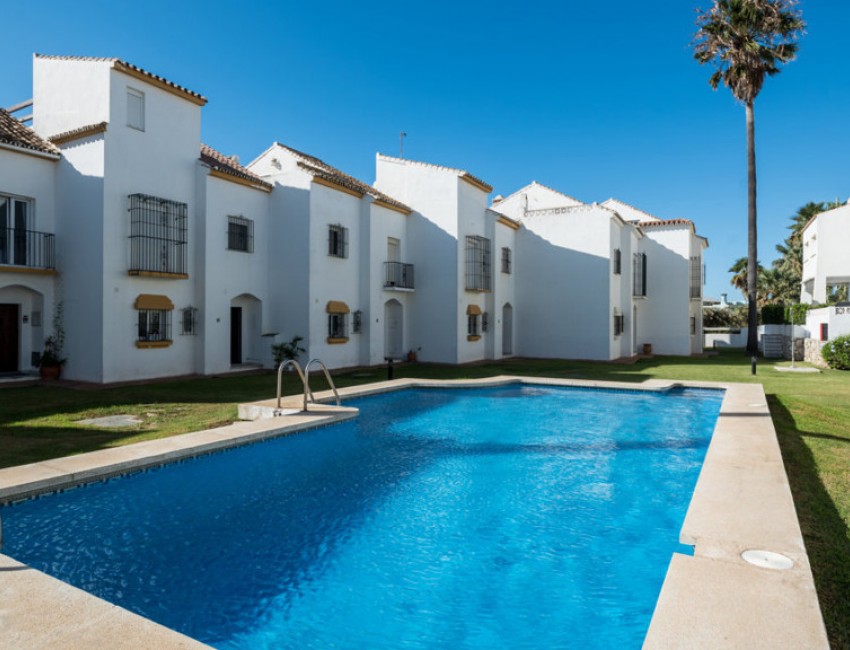 Sale · Bungalow / Townhouse / Detached / Terraced · Marbella · Las Chapas