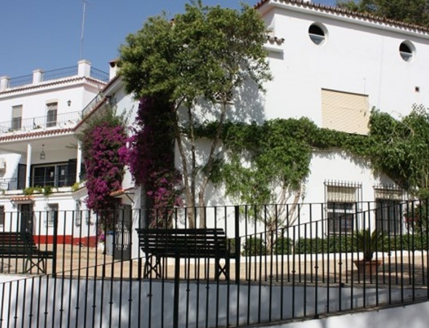Sale · Villa · ALCALÁ DE GUADAÍRA · Centro Alcalá de Guadaira