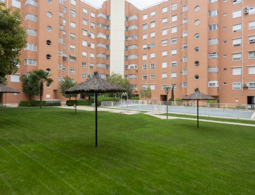 Venta · Apartamento / Piso · MADRID · Los Rosales