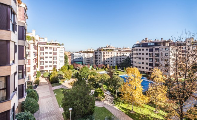 Revente · Appartement · MADRID · Simancas