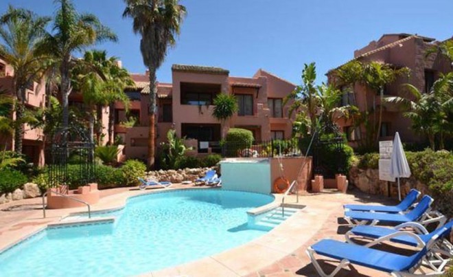 Sale · Apartment / Flat · Marbella · Elviria